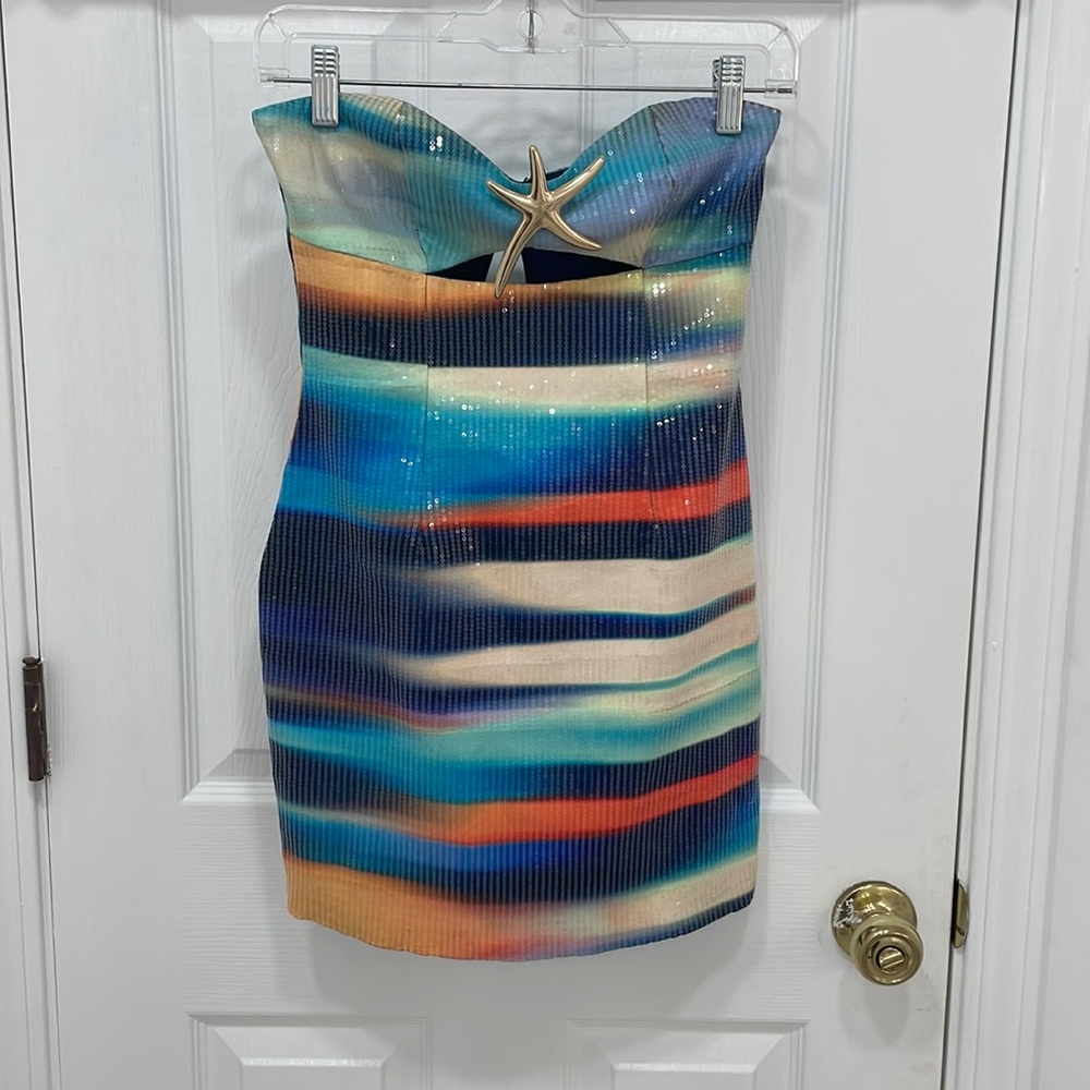 RUNWAY THE LABEL XS Strapless Dress